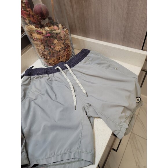 Vuori Men’s Kore Shorts Large - Picture 1 of 8